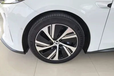 Nio ET5T