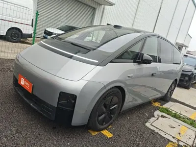 Li Auto Li MEGA