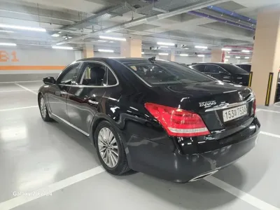 Hyundai Equus