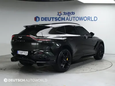 Astonmartin DBX
