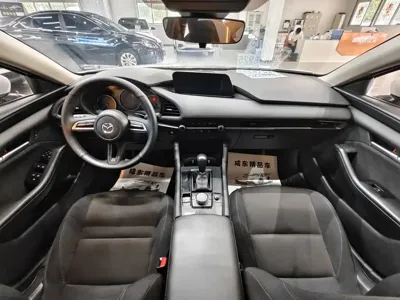 Mazda 3 Axela