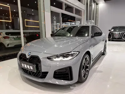 BMW i4