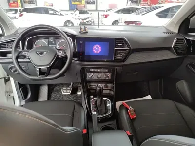 Jetta VS5