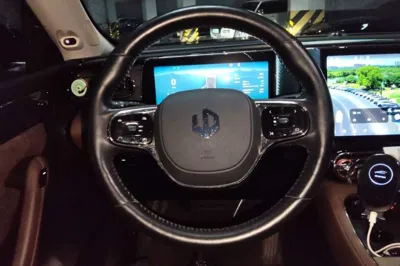 Leapmotor C11
