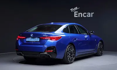 BMW i4