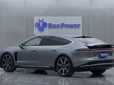 Nio ET9