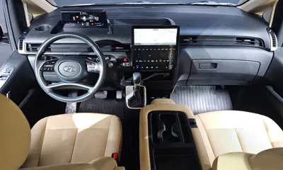 Hyundai Staria