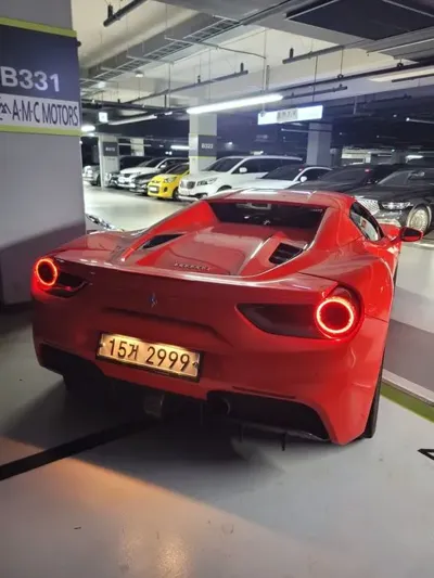 Ferrari 488
