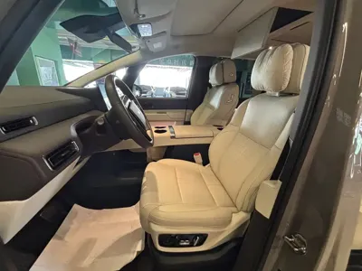 Li Auto Li MEGA
