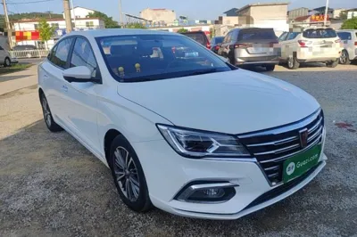 Roewe i5