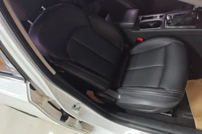 Roewe i6