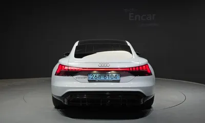 Audi e-tron GT