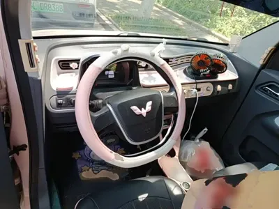Wuling MINIEV