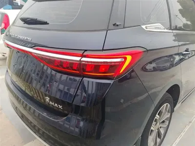 BYD MAX