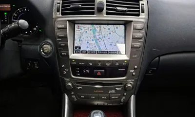 Lexus IS