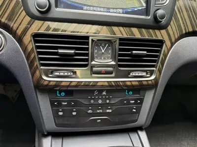Hongqi Hongqi H7