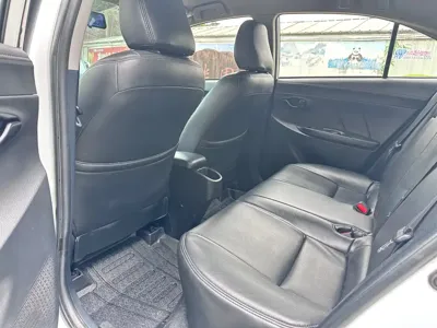 Toyota Yaris L