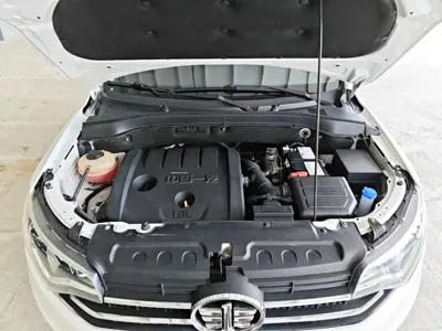 FAW Senya R7