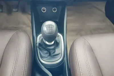 Kia K2