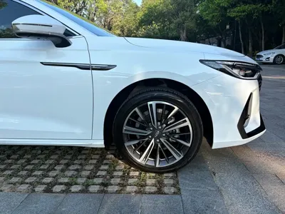 Chery Arrizo 8