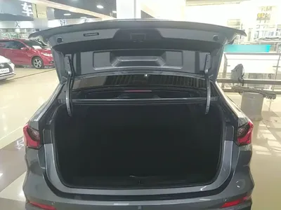 Roewe i5