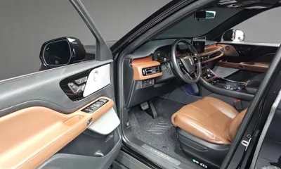 Lincoln Aviator