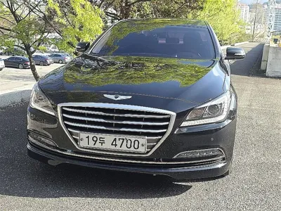 Hyundai Genesis