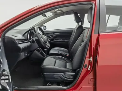 Toyota Yaris L