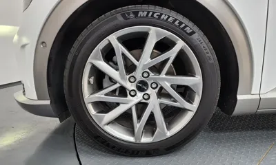 Genesis GV60