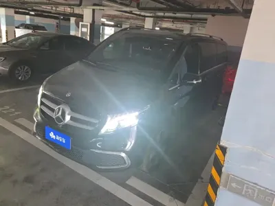 Mercedes-Benz V-Class