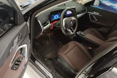 BMW iX1
