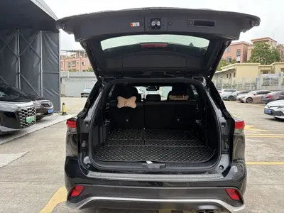 Toyota Crown Kluger