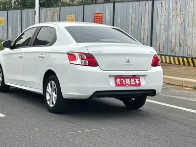 Peugeot 301