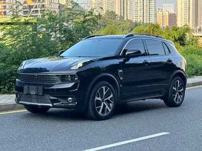 Lynk & Co 01 EM-P