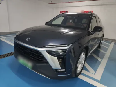 Nio ES8
