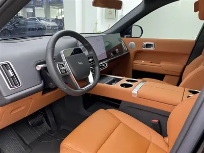 Li Auto Li L8