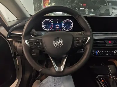 Buick GL6
