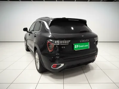 Lynk & Co 01