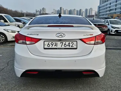 Hyundai Avante