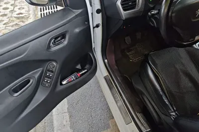 Peugeot 301