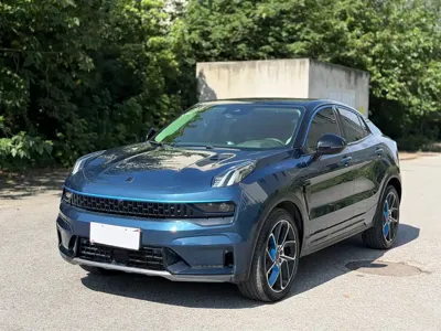 Lynk & Co 05