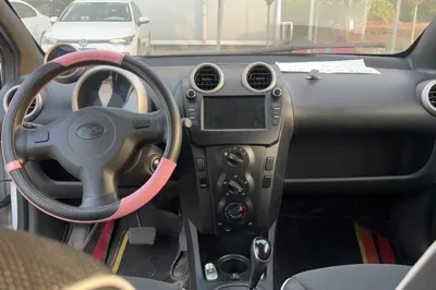 BYD F0