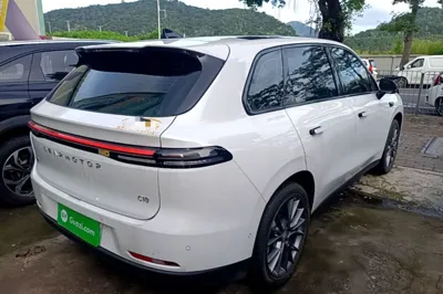 Leapmotor C10