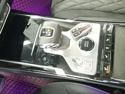 Hongqi Hongqi HS5