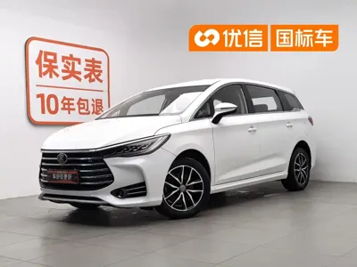 BYD MAX