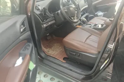BYD S7