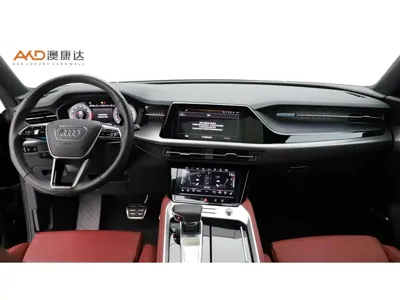 Audi Q6