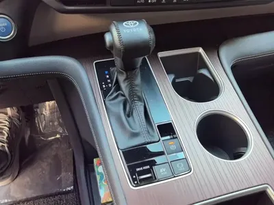 Toyota Granvia