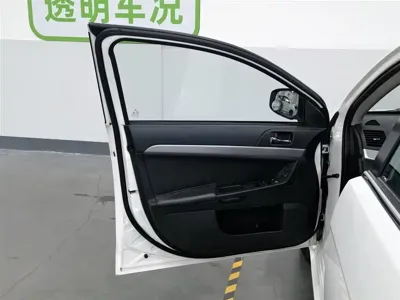 Mitsubishi Lancer EX