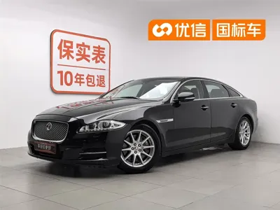 Jaguar XJ